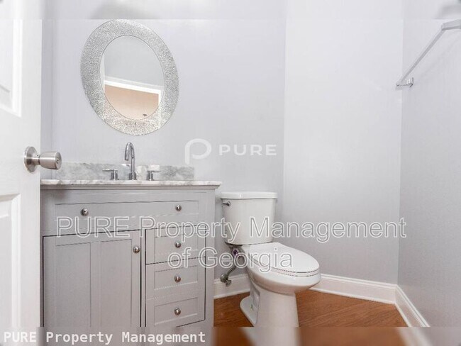 Building Photo - 2212 Caneridge Ct SW