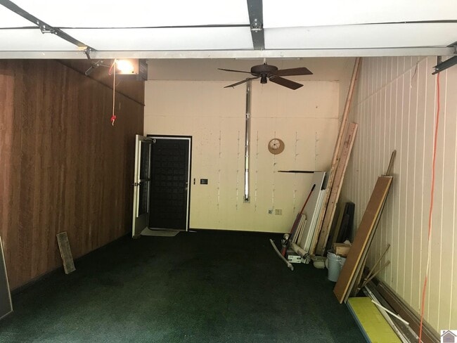 Building Photo - 1075 Friedman Ln
