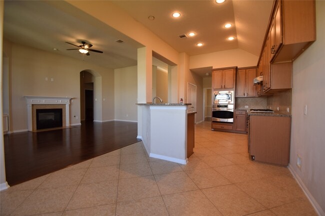 Building Photo - 26818 Granite Valley Ln