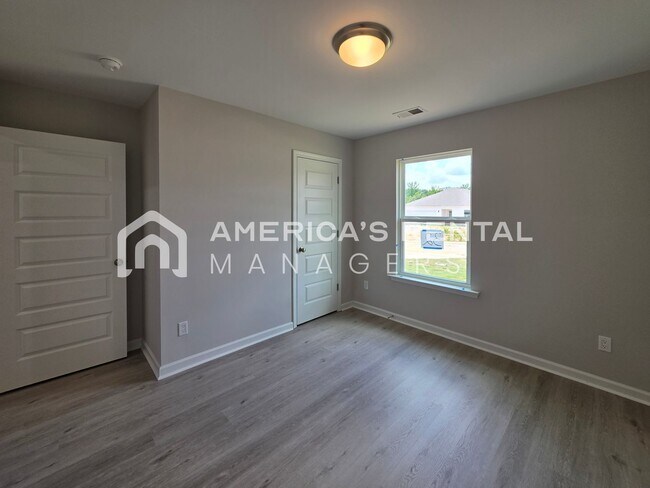 Building Photo - New Construction Home for Rent in Vance, AL!