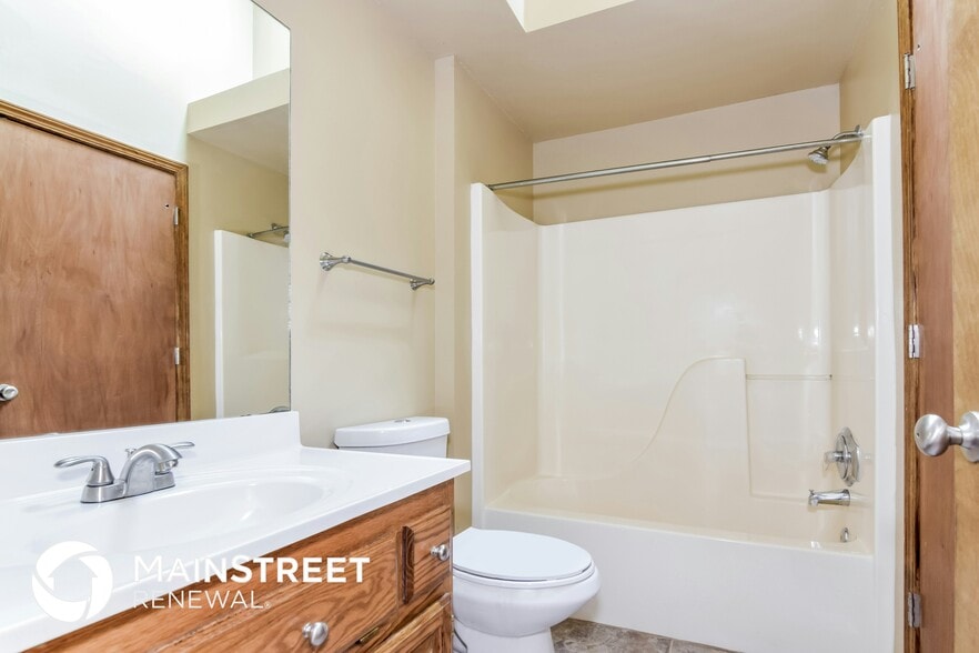 Building Photo - 207 Mesa Dr