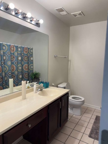 Building Photo - 72 Heather Glen Dr