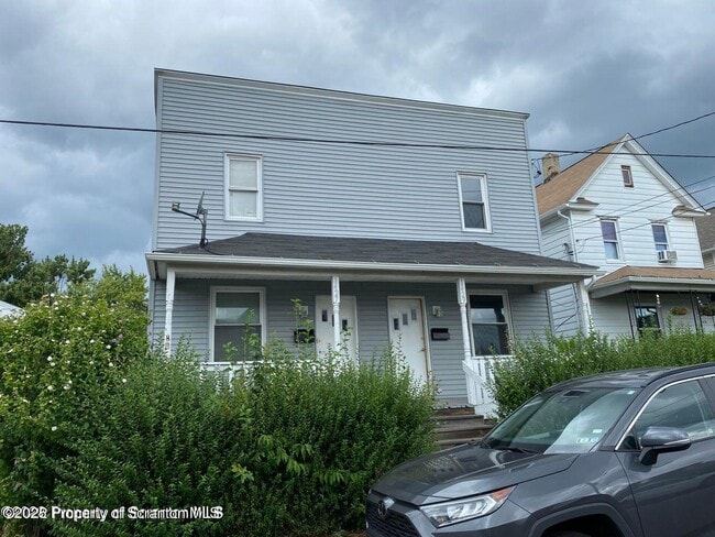 Building Photo - 1429 N Lincoln Ave