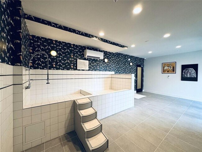 Building Photo - 2648 Sandy Plains Rd