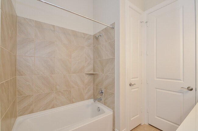 Building Photo - 25122 Sundance Park Ln