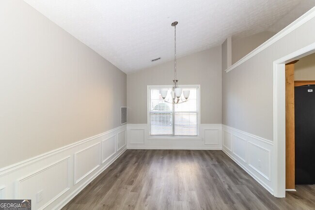 Building Photo - 1295 Mill Shyre Way