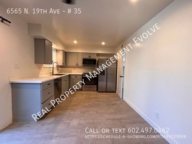 Building Photo - 6565 N 19th Ave