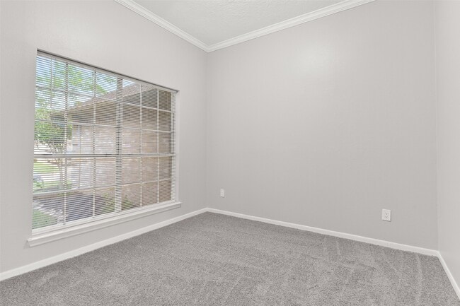 Building Photo - 16010 Cedar Gully Dr