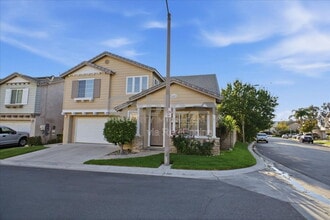 Building Photo - 28075 Daydream Way
