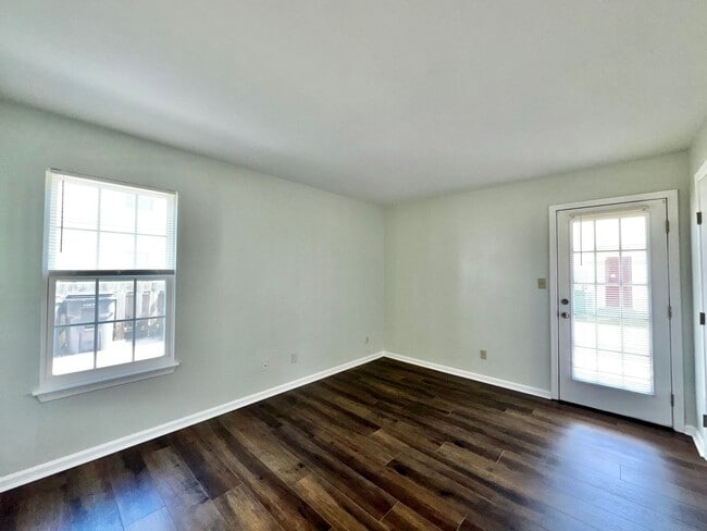 Building Photo - Updated & Ready 05-21-26! Pet Friendly Home w/Community Pool, Clubhouse, Tennis Courts & More!