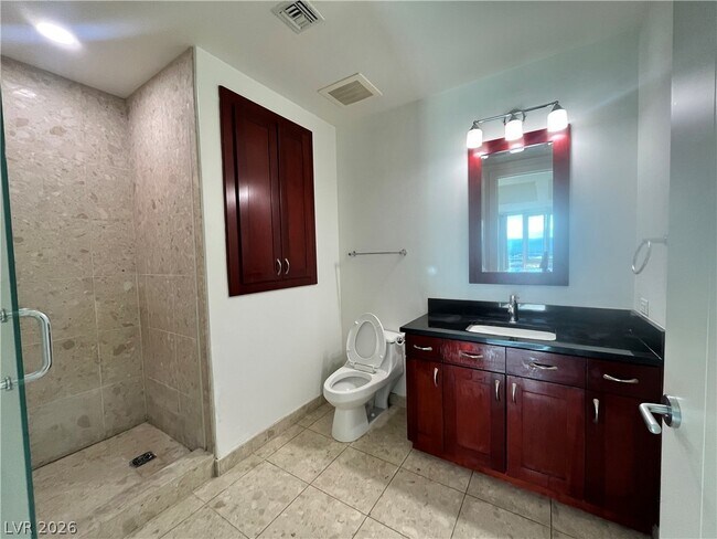 Building Photo - 4575 Dean Martin Dr