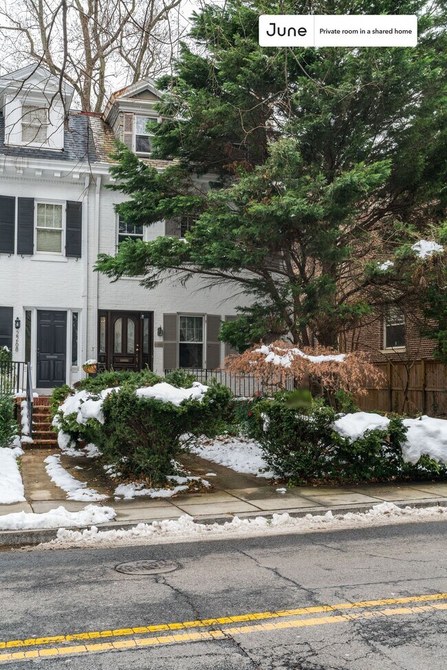 Building Photo - Room in Shared 7 bed/3.5 bath home