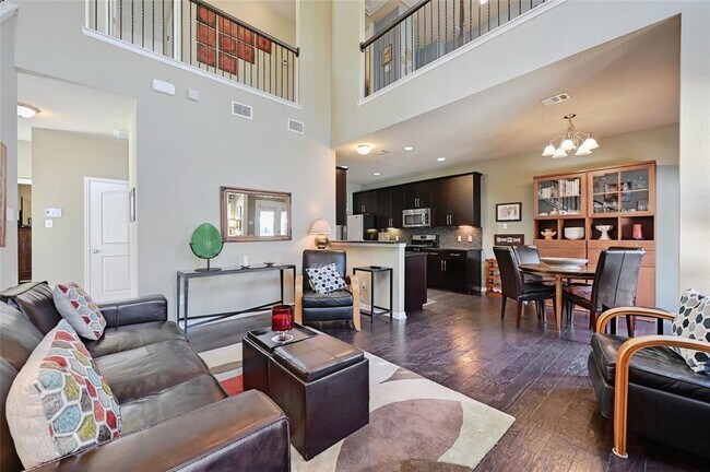 Building Photo - 11317 Lost Maples Trail