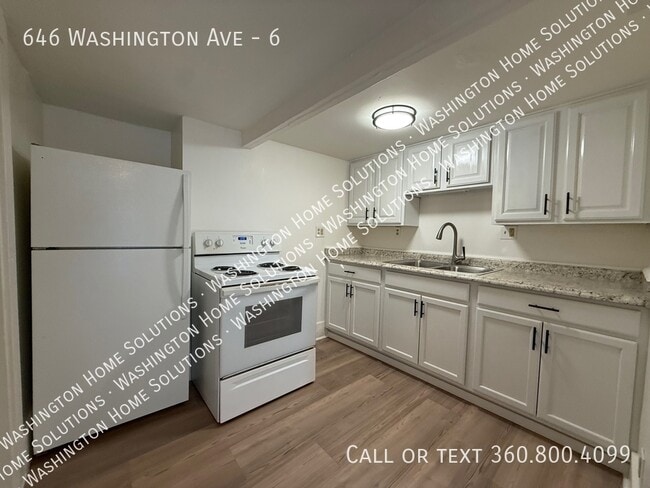 Building Photo - 646 Washington Ave
