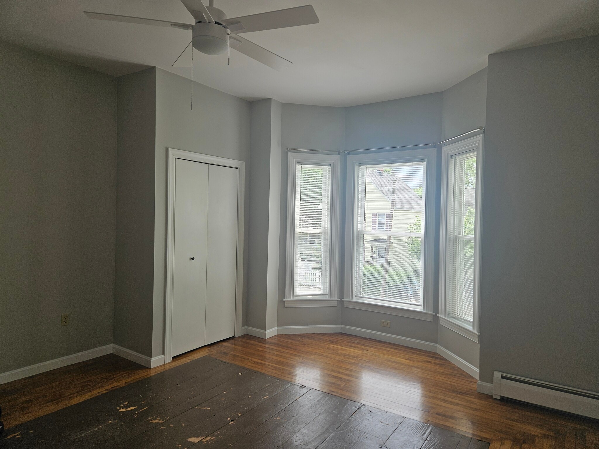 Master Bedroom - 651 Pine St