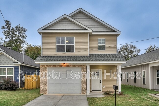 Building Photo - 34 Sherman St