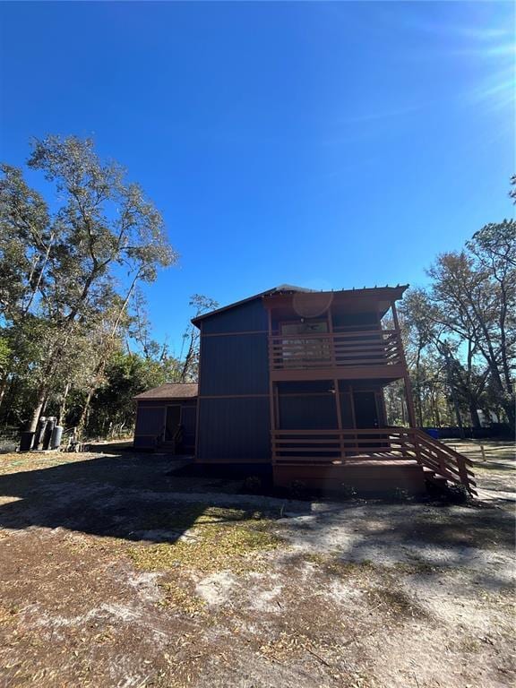 Building Photo - 18812 Carr Dr