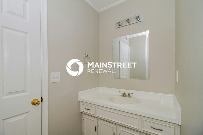 Building Photo - 3 Bedroom Pet-Friendly Home in Winston-Sal...