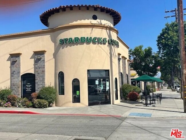 Building Photo - 2334 Keeler St