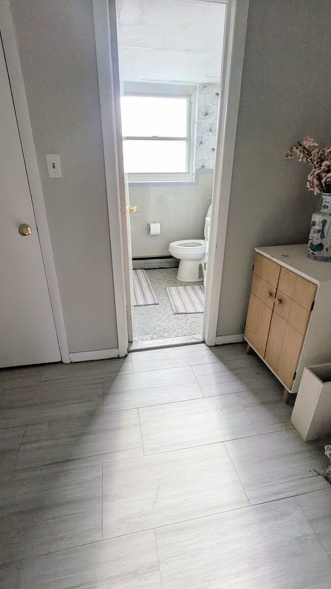 Building Photo - 2343 Penrose Dr