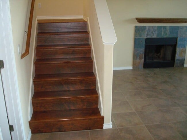 Building Photo - 2670 Crazyhorse Pass