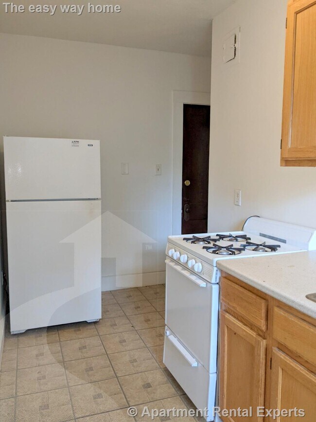 Building Photo - 155 Summer St