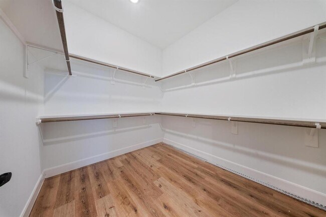 Building Photo - 2019 Olivos St