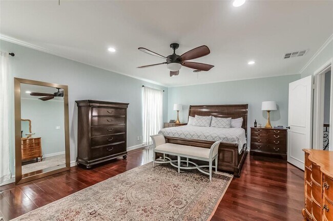 Building Photo - 8638 Oakford Dr