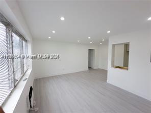 Building Photo - 1936 Normandy Dr