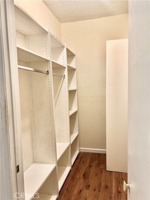 Building Photo - 2905 Montrose Ave