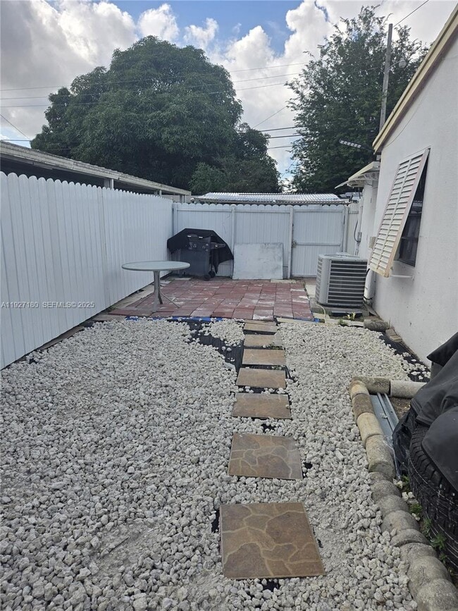 Primary Photo - 16240 NW 18th Ave