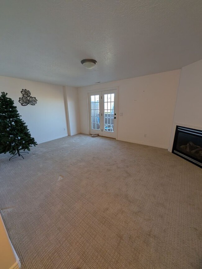 Building Photo - Beautiful 3 Bedroom Condo for Rent in Draper