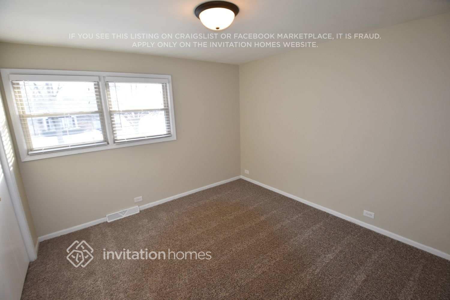 Building Photo - 1106 N Drury Ln