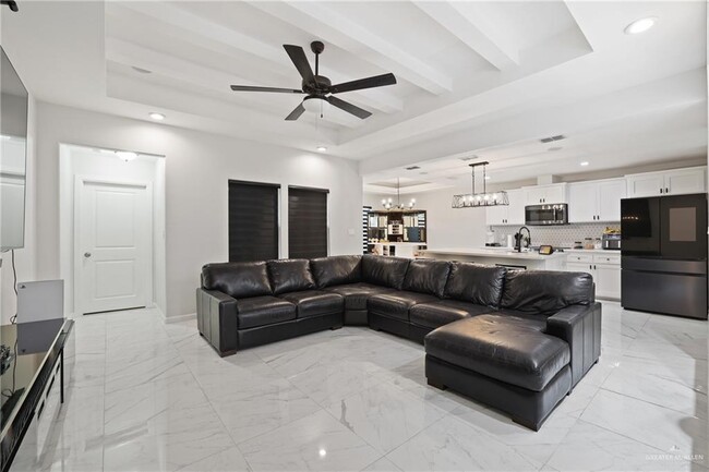 Building Photo - 4104 S Rodman Ln