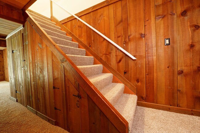 Building Photo - 203 Walker Dr