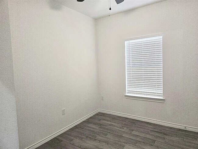 Building Photo - 16979 W Juneau St