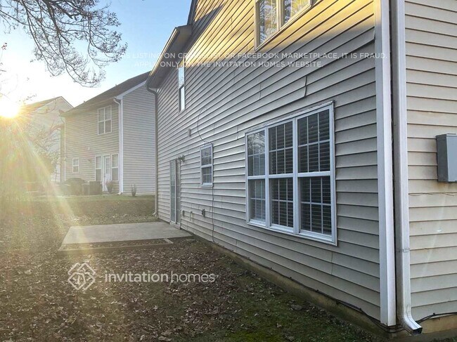 Building Photo - 4327 Chesapeake Trace