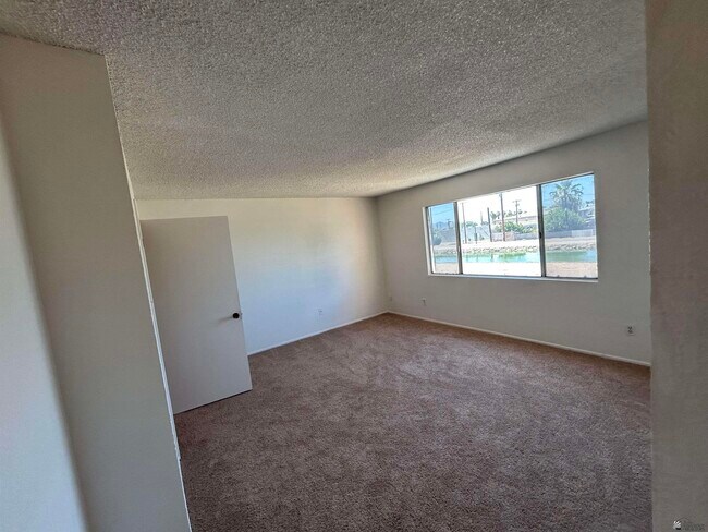 Building Photo - 2490 W Yowell Ct