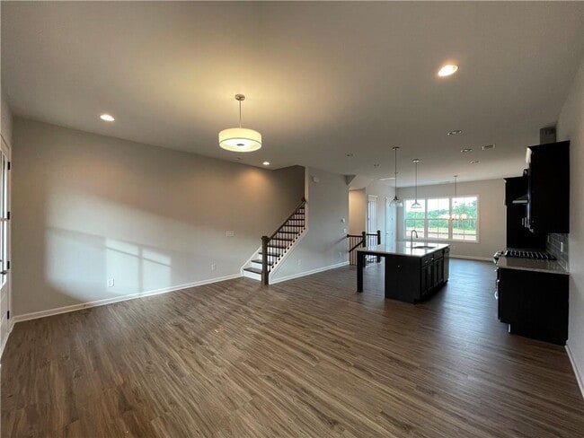 Building Photo - 6540 Cortland Walk