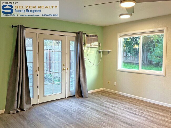 Building Photo - 1521-1523 Talmage Ct