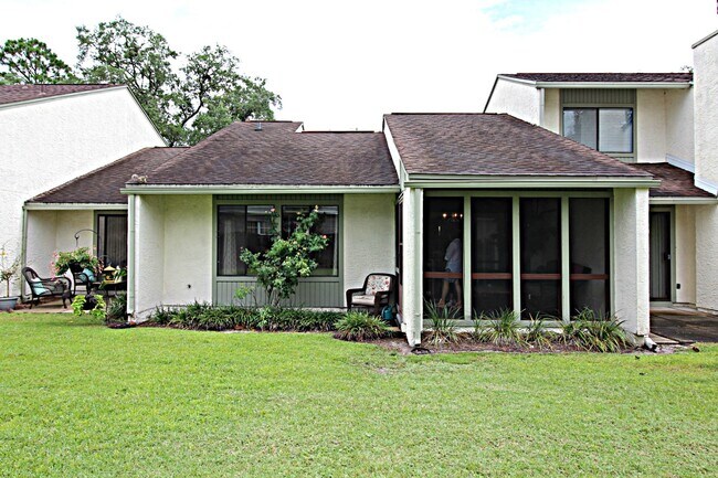 Building Photo - Beautifully Updated Patio Home In Niceville!