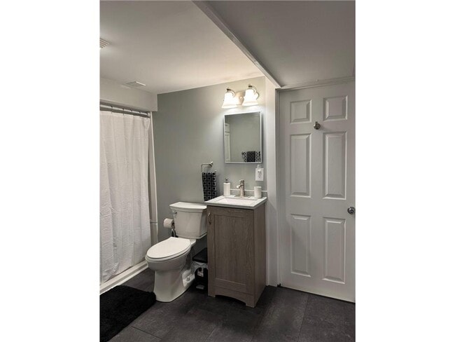 Building Photo - 1131 Lincoln Ave