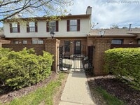Building Photo - 31186 Country Way