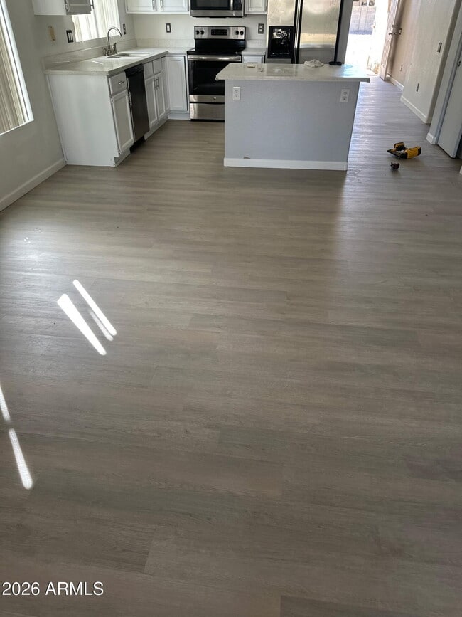 Building Photo - 3510 E Edna Ave