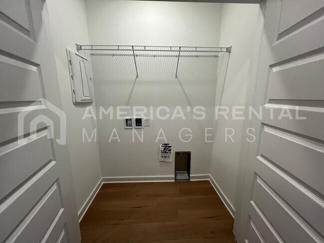 Building Photo - Home for rent in Hoover! Available to View Now!!!