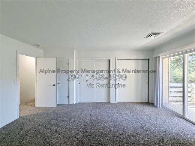 Building Photo - 18317 SW Jann Dr