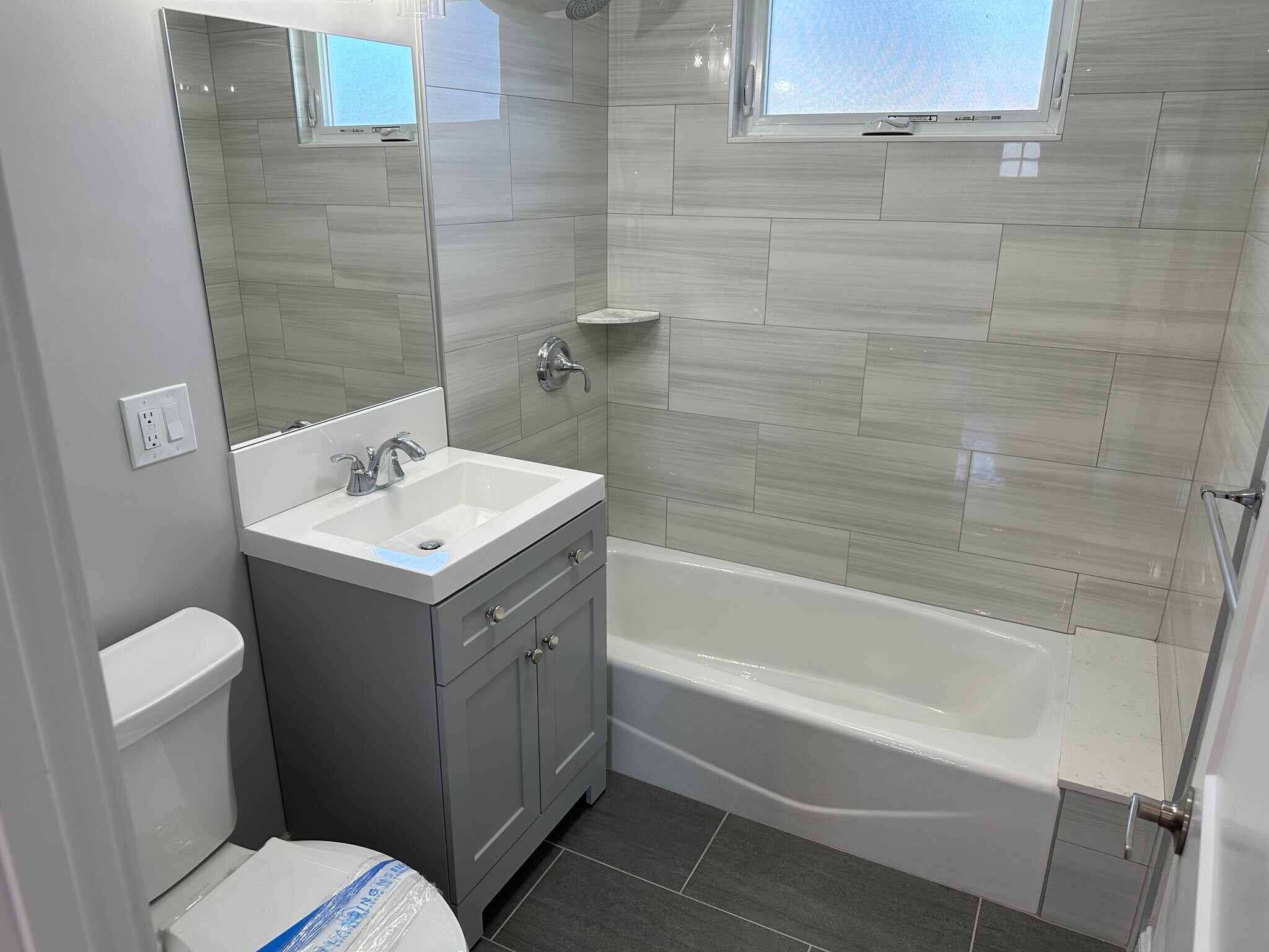 Building Photo - 35 Trapelo Rd