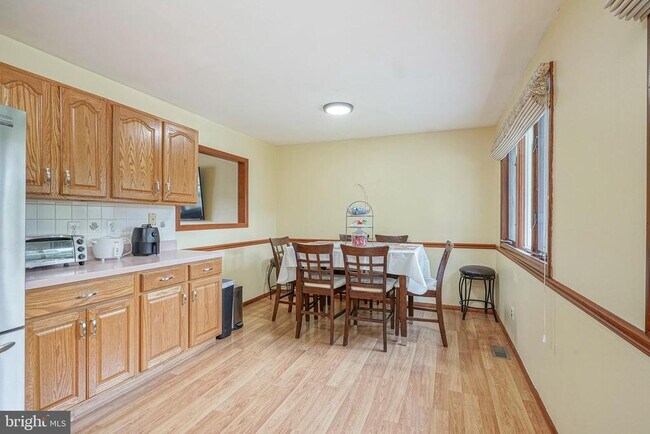 Building Photo - 308 Valley Run Dr