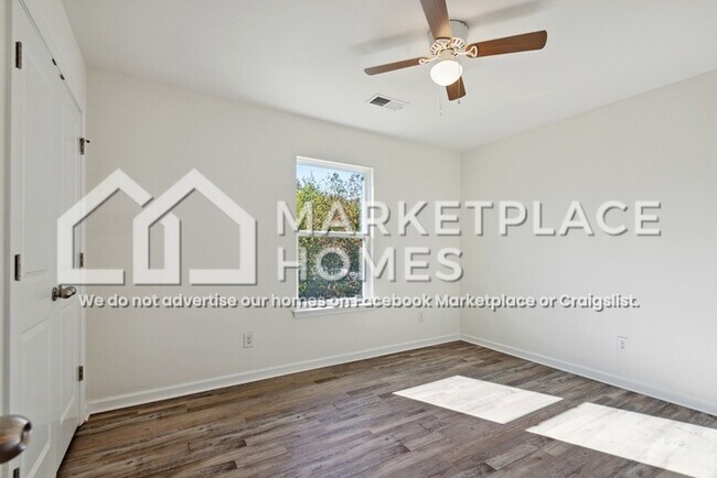 Building Photo - 4749 Bryn Athyn Court