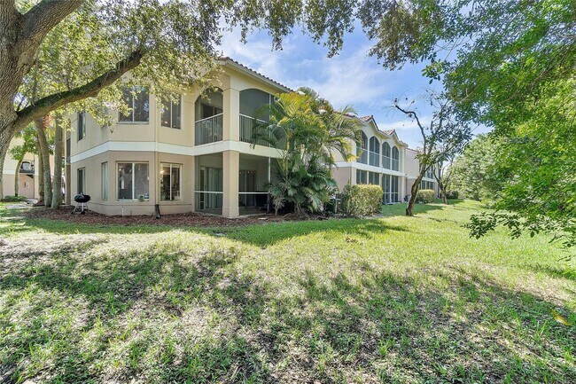 Building Photo - 815 W Boynton Beach Blvd